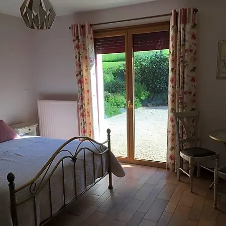 Chez Bernadette Et Victor ויטראק