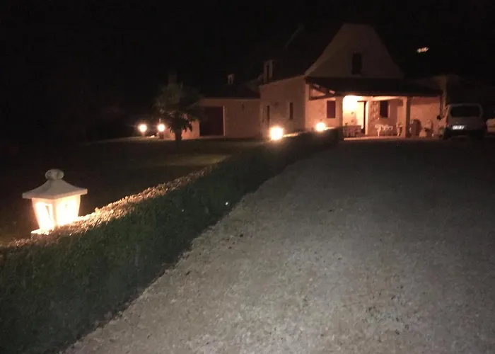 Chez Bernadette Et Victor 住宿加早餐酒店 维塔克