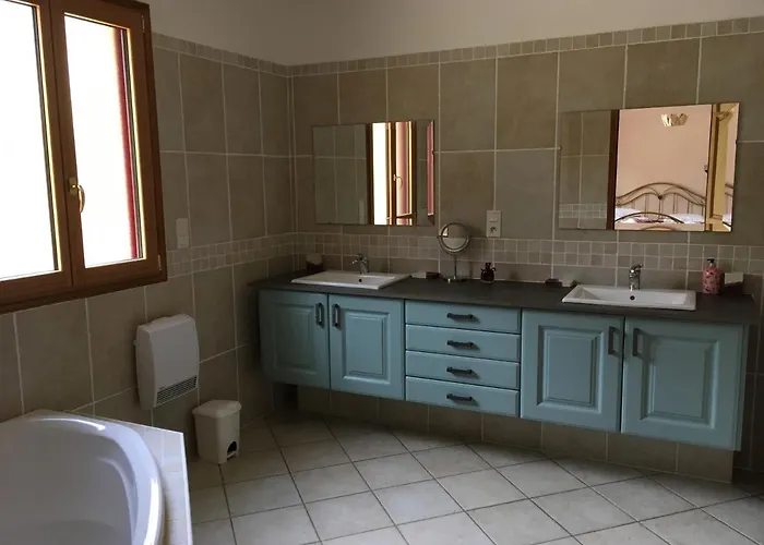 Chez Bernadette Et Victor 住宿加早餐酒店 3*