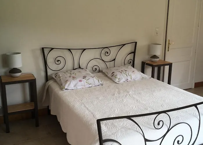 Chez Bernadette Et Victor